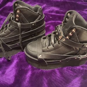 Women's platform club/gothic shoes
